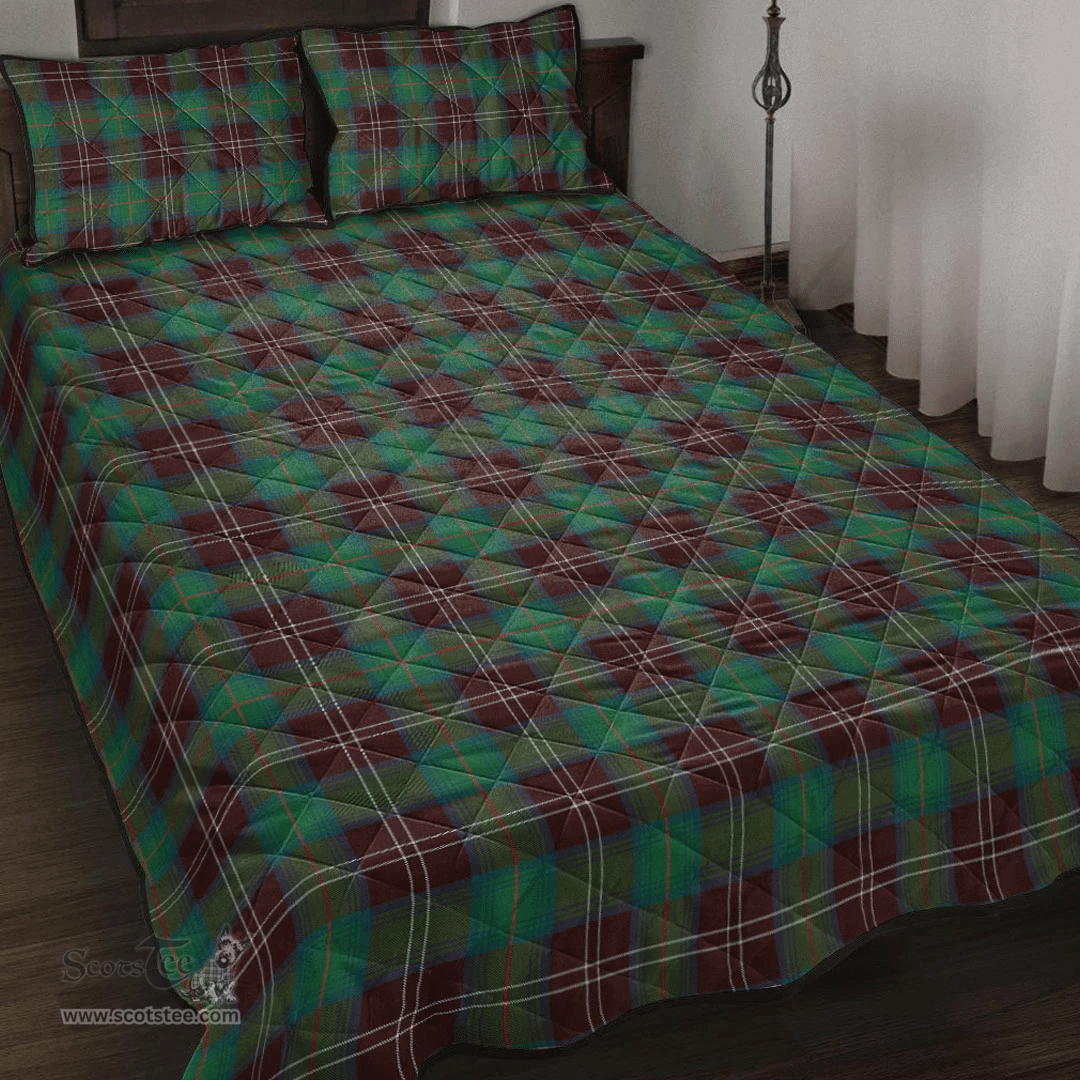 Scottish Chisholm Hunting Ancient Clan Tartan Quilt Bed Set - Classic Scottish Plaid Tartan Plaid
