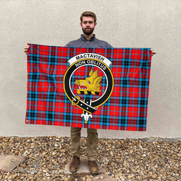 MacTavish Modern Classic Crest House Flag