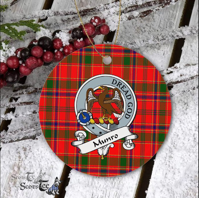 Munro Scottish Clan Badge Plaid Ornament Gift. Christmas Tree Ornament Munro Clan Tartan Ornament Great Christmas Ornaments Gift - Scotstee Shop