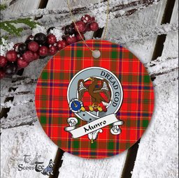 Munro Scottish Clan Badge Plaid Ornament Gift. Christmas Tree Ornament Munro Clan Tartan Ornament Great Christmas Ornaments Gift - Scotstee Shop