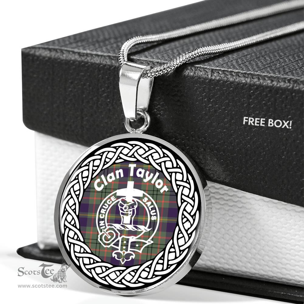 Taylor Tartan Crest Clan Scotland Tartan Plaid Circle Pendant Necklace Jewelry Gift For Women