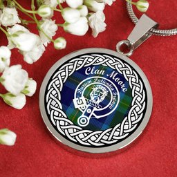 Moore Tartan Crest Clan Scotland Tartan Plaid Circle Pendant Necklace Jewelry Gift For Women