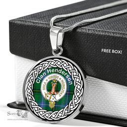 Henderson Old Tartan Crest Clan Scotland Tartan Plaid Circle Pendant Necklace Jewelry Gift For Women