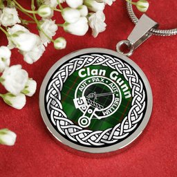 Gunn Tartan Crest Clan Scotland Tartan Plaid Circle Pendant Necklace Jewelry Gift For Women