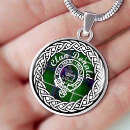 Donald Tartan Crest Clan Scotland Tartan Plaid Circle Pendant Necklace Jewelry Gift For Women