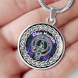 Hunter Tartan Crest Clan Scotland Tartan Plaid Circle Pendant Necklace Jewelry Gift For Women