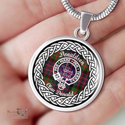 Donaldson Donald Tartan Crest Clan Scotland Tartan Plaid Circle Pendant Necklace Jewelry Gift For Women