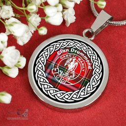 Drummond Tartan Crest Clan Scotland Tartan Plaid Circle Pendant Necklace Jewelry Gift For Women
