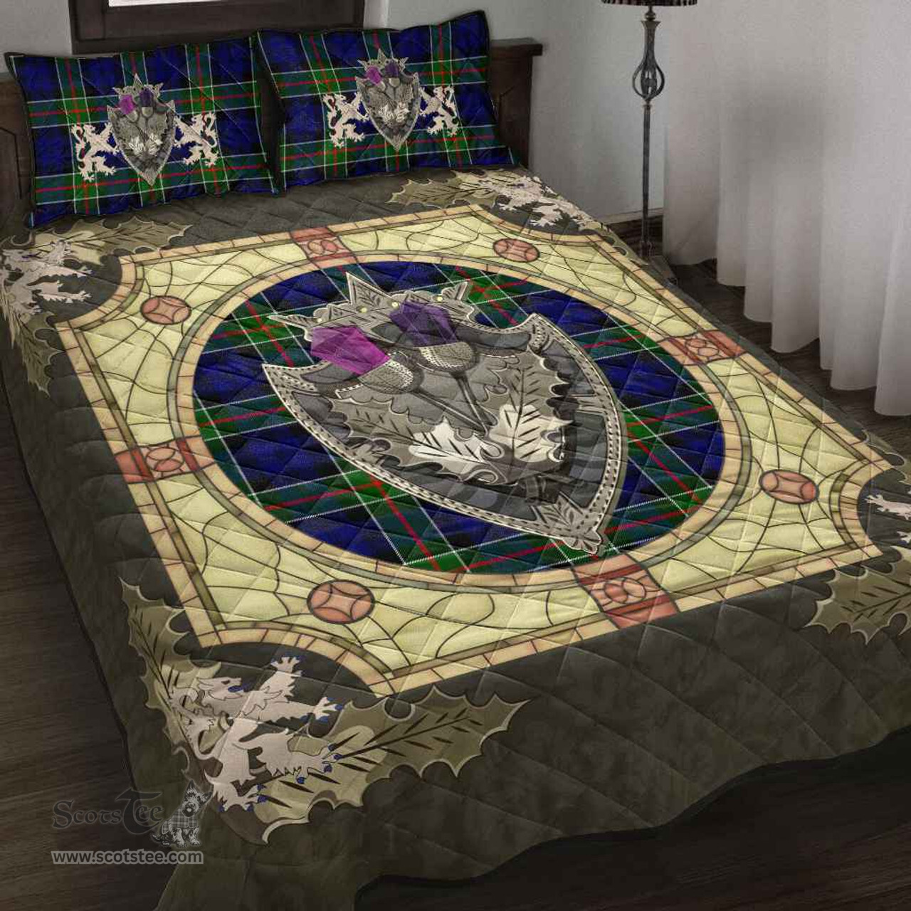 Scottish Colquhoun Modern Clan Tartan Quilt Bed Set - Crystal Thistle Shield