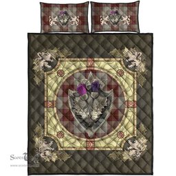 Scottish Cunningham Burgundy Dancers Clan Tartan Quilt Bed Set - Crystal Thistle Shield