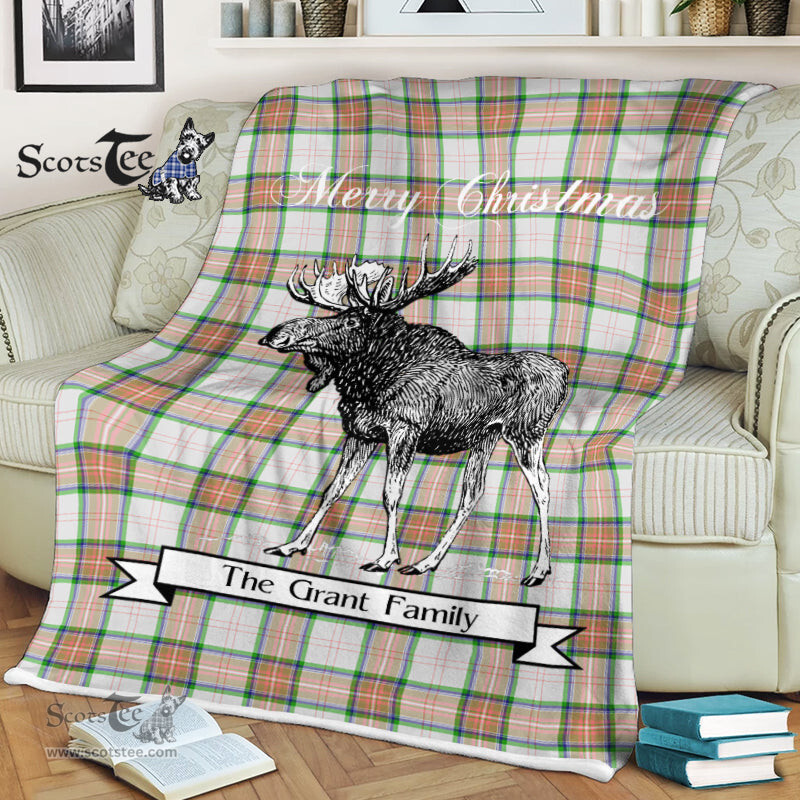 Scotstee Shop - Scotstee Shop Tartan Plaid Fleece Blankets With Moose Clan Grant of Auchnarrow Tartan Plaid Christmas Blanket