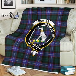 Plaid Blanket Hunter Modern Clan Crest Badge Tartan Blanket Scottish Green Plaid Throw Blanket Tartan Plaid Fleece Blanket