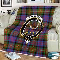 Plaid Blanket Carnegie Ancient Clan Crest Badge Tartan Blanket Scottish Green Plaid Throw Blanket - Scotstee Shop