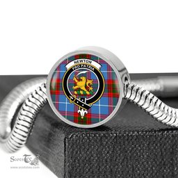 Scottish Newton Clan Tartan Bracelet - Round Shape Pendant Scottish Plaid Tartan Plaid