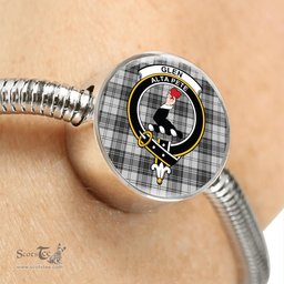 Scottish Glen Clan Tartan Bracelet - Round Shape Pendant Scottish Plaid Tartan Plaid