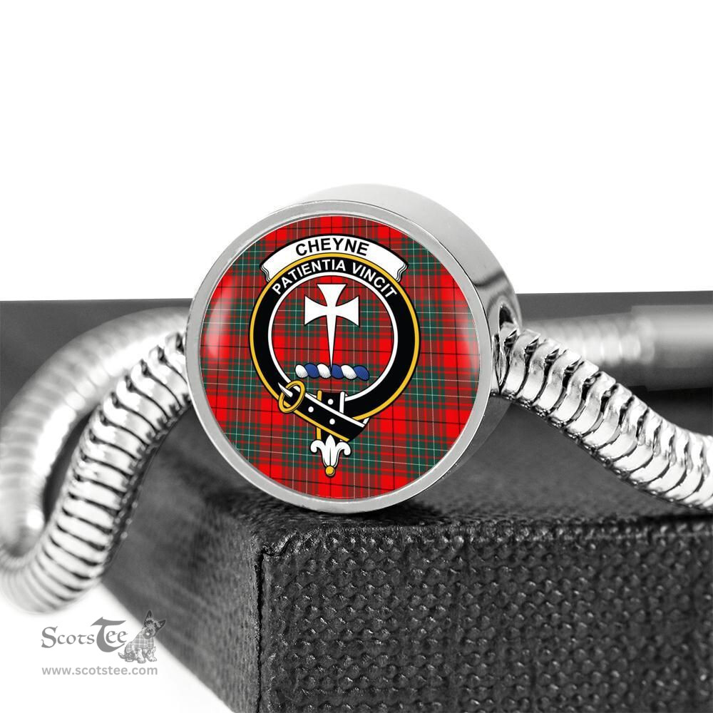 Scottish Cheyne  Clan Tartan Bracelet - Round Shape Pendant Scottish Plaid Tartan Plaid