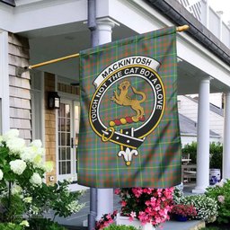Scottish MacKintosh Hunting Ancient Tartan Flag with Family Crest - Tartan Garden Flag Scottish Plaid Tartan Plaid - ScotsTee - scotstee.com