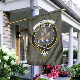 Scottish Haig Tartan Flag with Family Crest - Tartan Garden Flag Scottish Plaid Tartan Plaid - ScotsTee - scotstee.com
