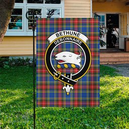 Scottish Bethune Tartan Flag with Family Crest - Tartan Garden Flag Scottish Plaid Tartan Plaid - ScotsTee - scotstee.com