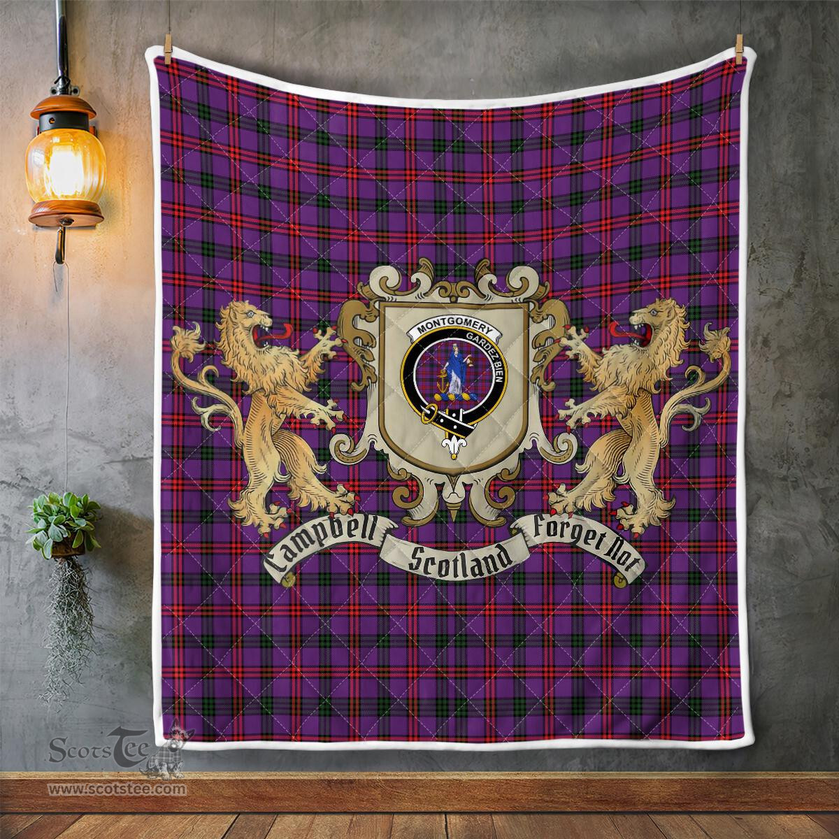 Scottish Montgomery Clan Badge Tartan Plaid Lion Crest Premium Quilt Scottish Plaid Tartan Plaid - ScotsTee - scotstee.com
