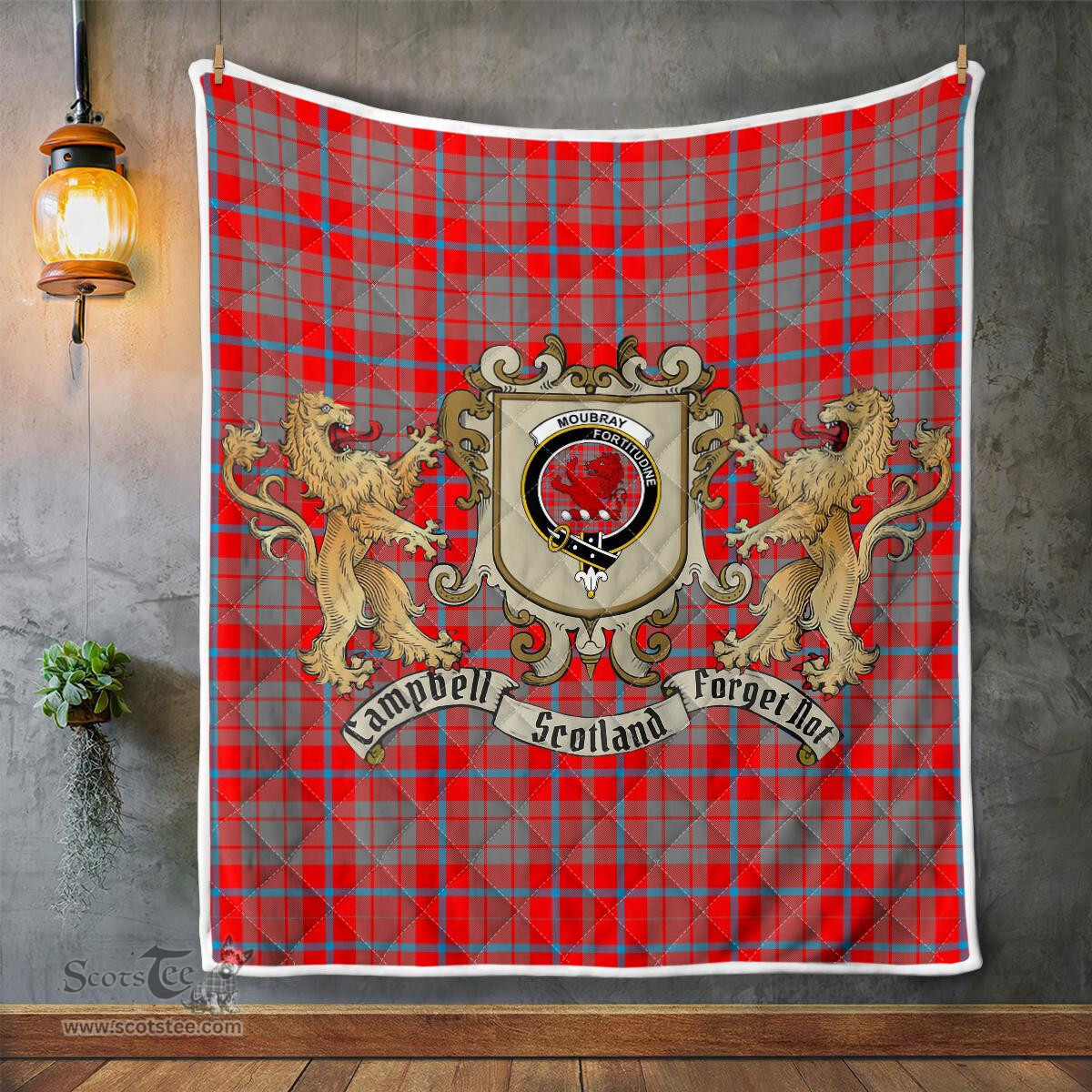 Scottish Moubray Clan Badge Tartan Plaid Lion Crest Premium Quilt Scottish Plaid Tartan Plaid - ScotsTee - scotstee.com