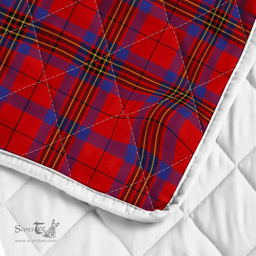 Scottish Leslie Clan Badge Tartan Plaid Lion Crest Premium Quilt Scottish Plaid Tartan Plaid - ScotsTee - scotstee.com
