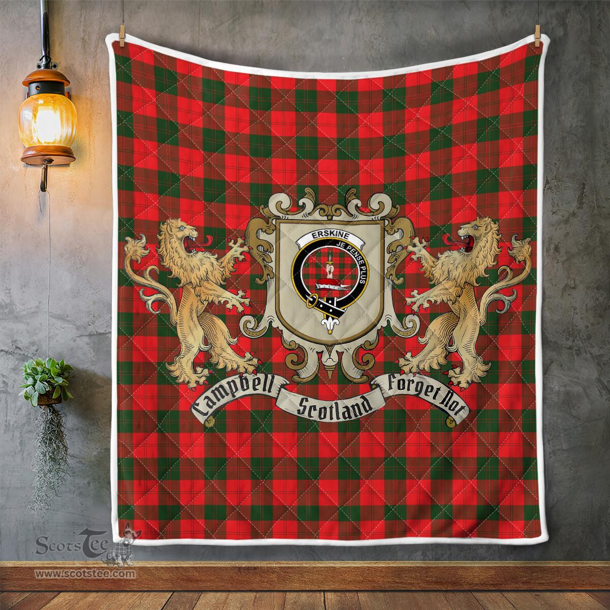 Scottish Erskine Clan Badge Tartan Plaid Lion Crest Premium Quilt Scottish Plaid Tartan Plaid - ScotsTee - scotstee.com