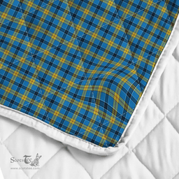 Scottish Laing Clan Badge Tartan Plaid Lion Crest Premium Quilt Scottish Plaid Tartan Plaid - ScotsTee - scotstee.com