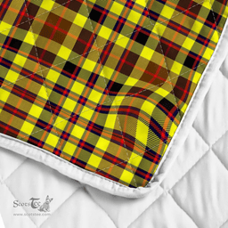 Scottish Jardine Clan Badge Tartan Plaid Lion Crest Premium Quilt Scottish Plaid Tartan Plaid - ScotsTee - scotstee.com
