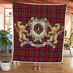Scottish Macintyre Clan Badge Tartan Plaid Lion Crest Premium Quilt Scottish Plaid Tartan Plaid - ScotsTee - scotstee.com