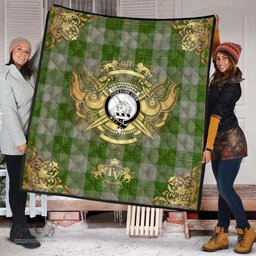 Scottish Cunningham Dress Green Dancers Clan Tartan Quilt - Military Logo Style Scottish Plaid Tartan Plaid