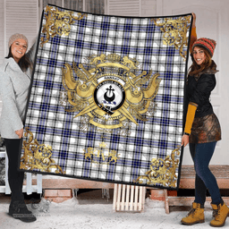 Scottish Hannay Modern Clan Tartan Quilt - Military Logo Style Scottish Plaid Tartan Plaid