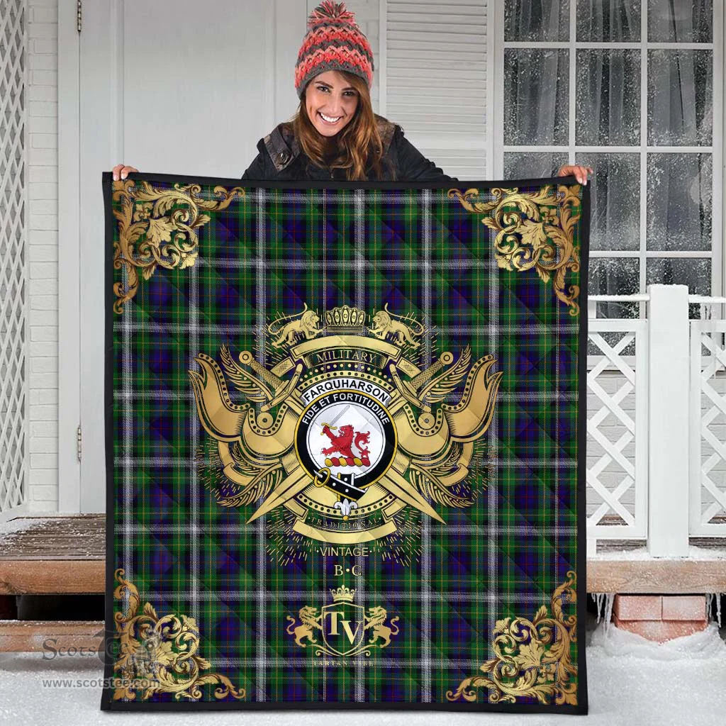 Scottish Farquharson Dress Clan Tartan Quilt - Military Logo Style Scottish Plaid Tartan Plaid