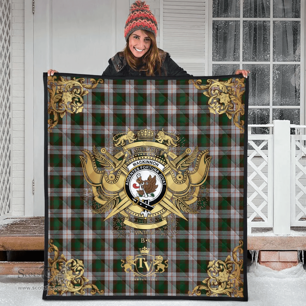 Scottish MacKinnon Dress Clan Tartan Quilt - Military Logo Style Scottish Plaid Tartan Plaid