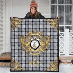 Scottish Wallace Dress Clan Tartan Quilt - Military Logo Style Scottish Plaid Tartan Plaid
