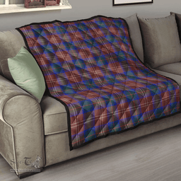 Scottish Chisholm Hunting Modern Clan Tartan Quilt - Classic Scottish Plaid Tartan Plaid