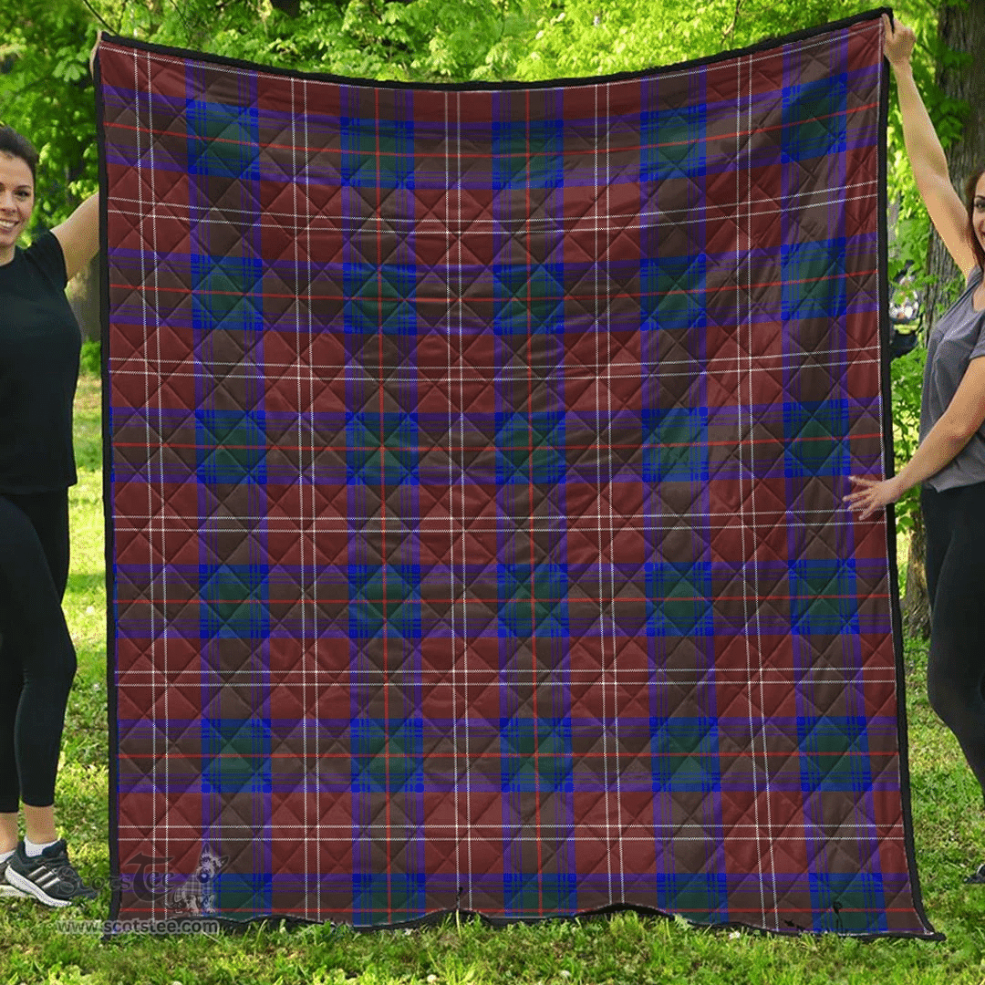 Scottish Chisholm Hunting Modern Clan Tartan Quilt - Classic Scottish Plaid Tartan Plaid