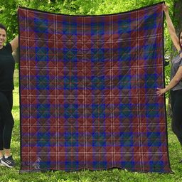Scottish Chisholm Hunting Modern Clan Tartan Quilt - Classic Scottish Plaid Tartan Plaid
