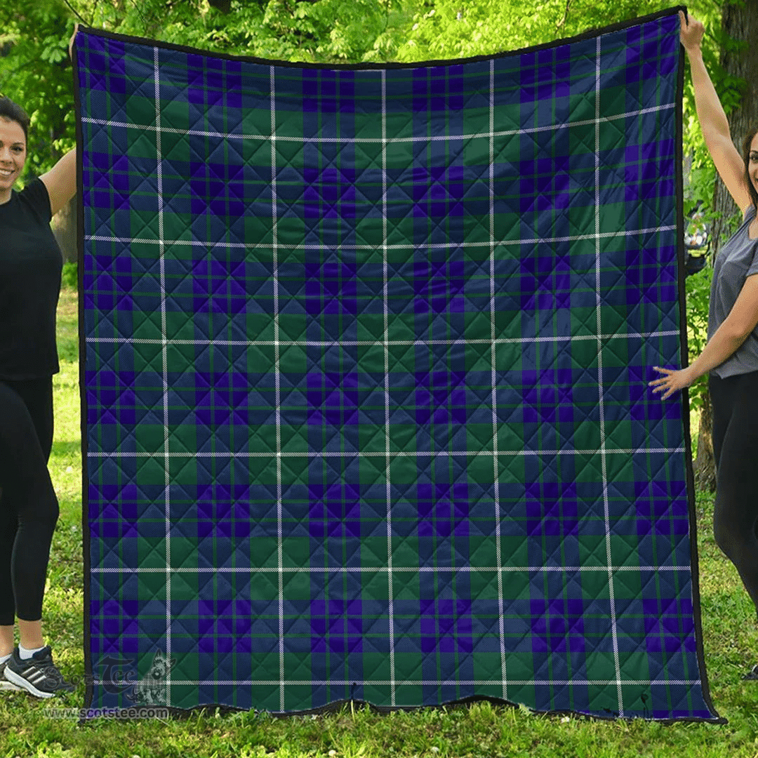 Scottish Hamilton Hunting Modern Clan Tartan Quilt - Classic Scottish Plaid Tartan Plaid