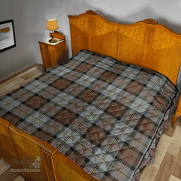 Scottish MacLeod of Harris Weathered Clan Tartan Quilt - Classic Scottish Plaid Tartan Plaid