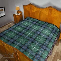 Scottish MacDonald of the Isles Hunting Ancient Clan Tartan Quilt - Classic Scottish Plaid Tartan Plaid