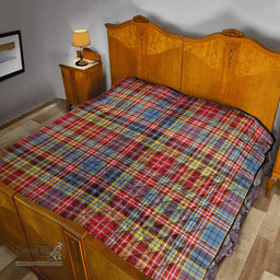 Scottish Drummond of Strathallan Clan Tartan Quilt - Classic Scottish Plaid Tartan Plaid