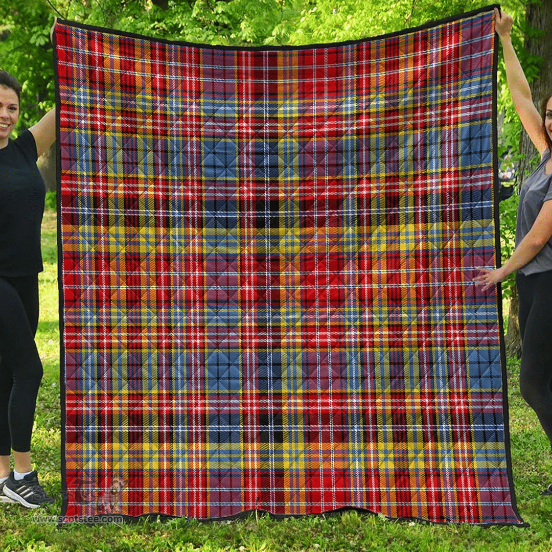 Scottish Drummond of Strathallan Clan Tartan Quilt - Classic Scottish Plaid Tartan Plaid