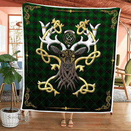 Scottish Kinnear Clan Badge Tartan Celtic Deer - Tartan Plaid Quilt - Scottish Quilt Scottish Plaid Tartan Plaid - ScotsTee - scotstee.com