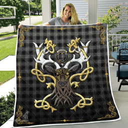 Scottish Glendinning Clan Badge Tartan Celtic Deer - Tartan Plaid Quilt - Scottish Quilt Scottish Plaid Tartan Plaid - ScotsTee - scotstee.com