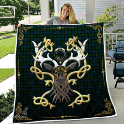Scottish Mackie Clan Badge Tartan Celtic Deer - Tartan Plaid Quilt - Scottish Quilt Scottish Plaid Tartan Plaid - ScotsTee - scotstee.com