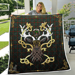 Scottish Bisset Clan Badge Tartan Celtic Deer - Tartan Plaid Quilt - Scottish Quilt Scottish Plaid Tartan Plaid - ScotsTee - scotstee.com