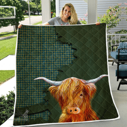 Scottish Laing Tartan Highland Cow Quilt - Tartan Plaid Quilt - Scottish Quilt Scottish Plaid Tartan Plaid - ScotsTee - scotstee.com