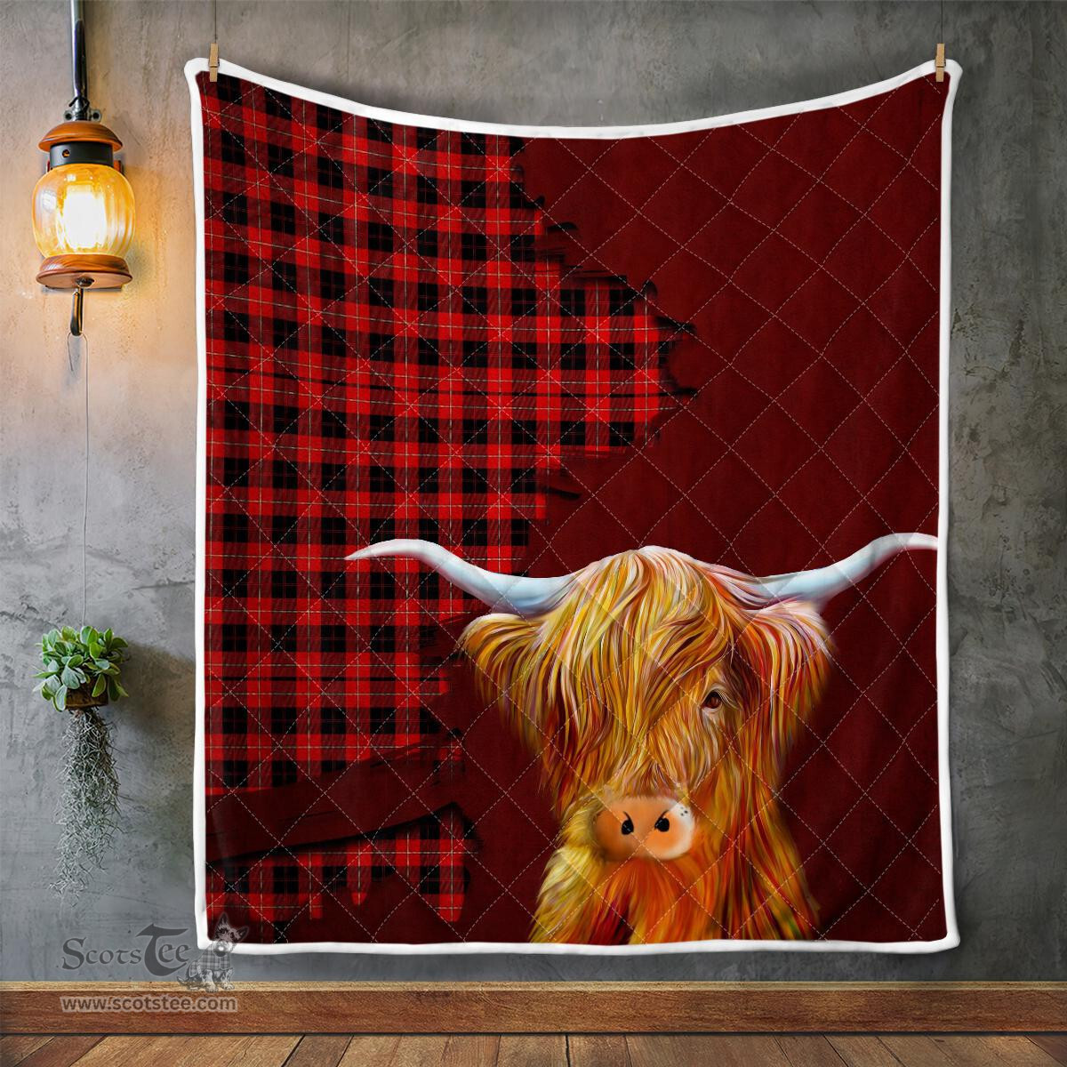 Scottish Cunningham Tartan Highland Cow Quilt - Tartan Plaid Quilt - Scottish Quilt Scottish Plaid Tartan Plaid - ScotsTee - scotstee.com