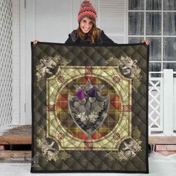 Scottish Buchanan Old Set Weathered Clan Scottish Plaid Tartan Quilt - Crystal Thistle Shield Scottish Plaid Tartan Plaid - ScotsTee - scotstee.com